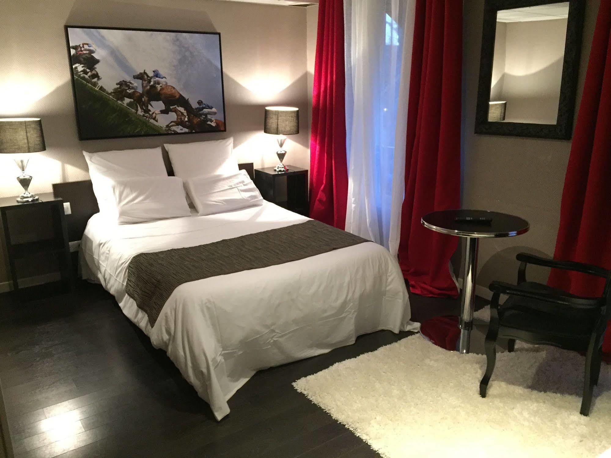 Hotel L'Avenue 샹티이 외부 사진